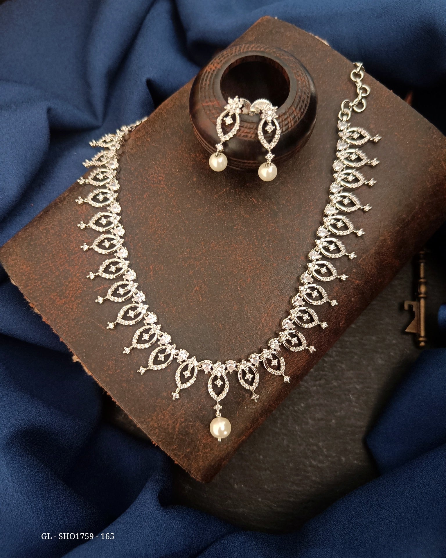 American Diamond necklace - Pearl drops GL-SHO1759-165