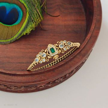 Single Kada style-Emerald- Bracelet