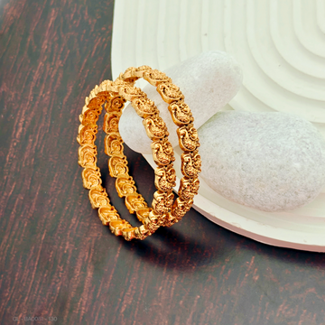 Gold Finish peacock Alligned Bangles