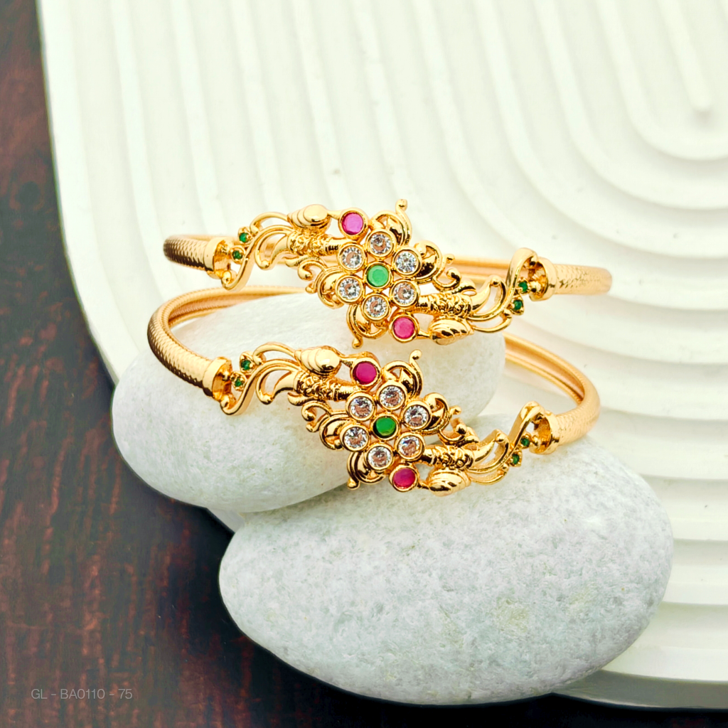 Kada style Bangles