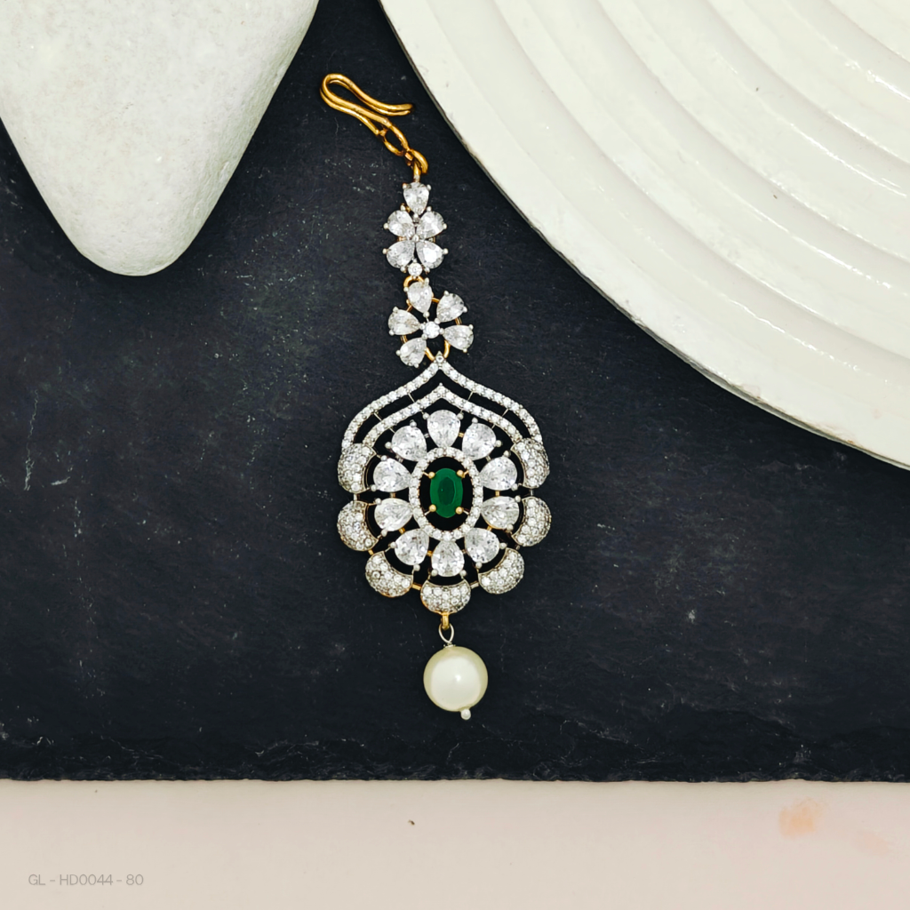 diamond alike -pearl Tikka / Nethichutti