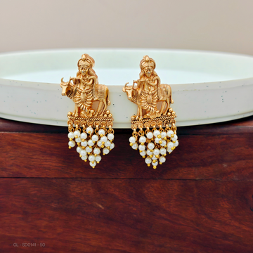 Clustered pearl -Lord Krishna-Flute - Studs