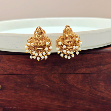 Clustered pearl -Lakshmi-Lotus - Studs