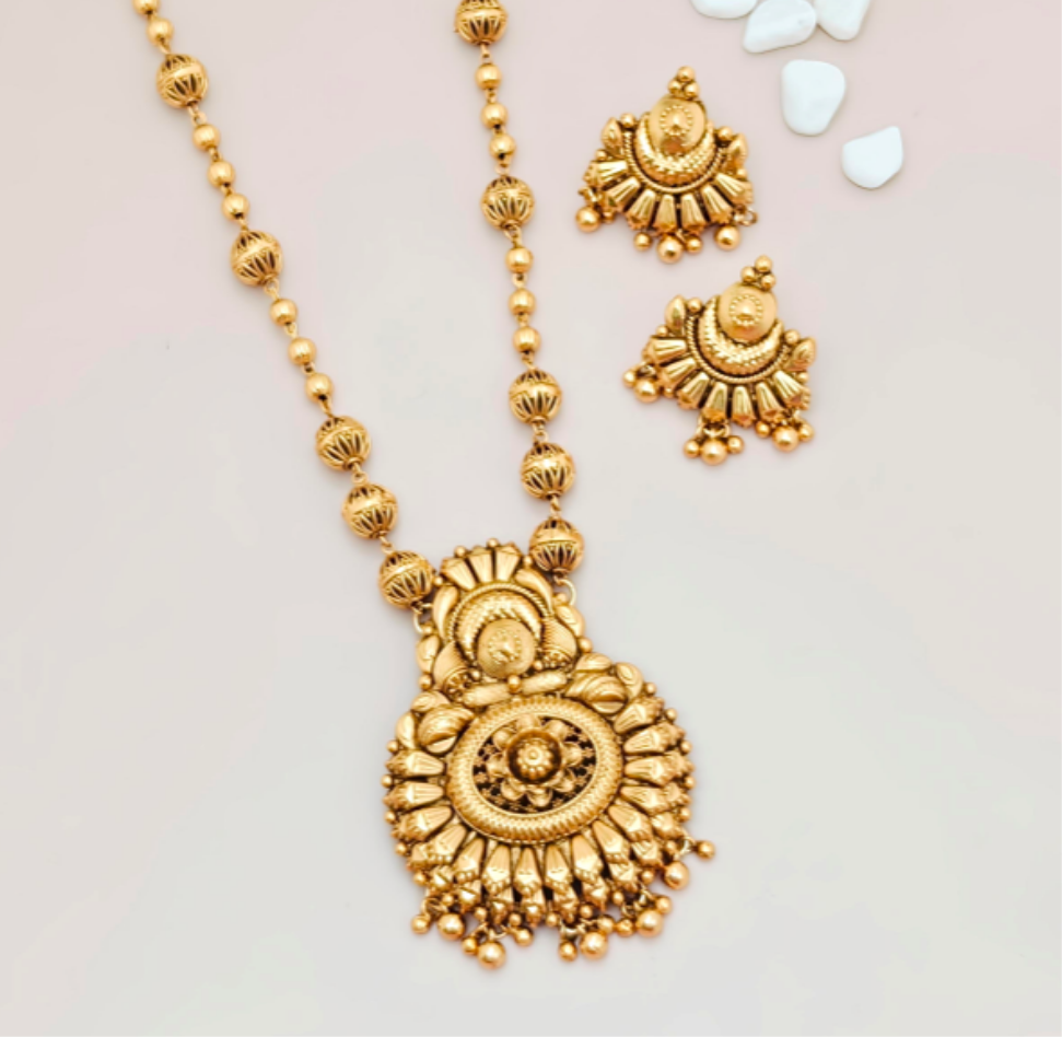 Golden Kerala style Mid length set