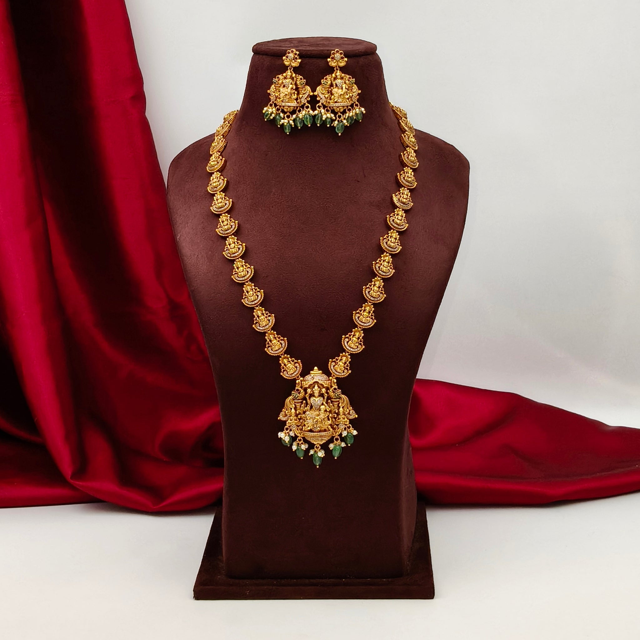 Light weight gold replica Temple Set