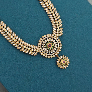 Kemp Cz sequence leaf long Necklace