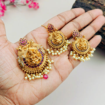 Golden Lakshmi Pendant Set