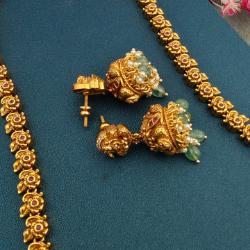 Nakshi Grand Temple Haram Set