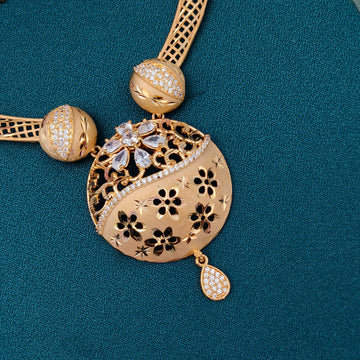 Gold forming Hasli style Necklace set