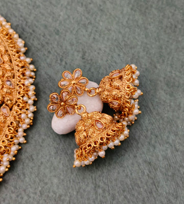 Golden Kundan bridal Choker