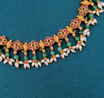 Floral Kemp pearl Necklace