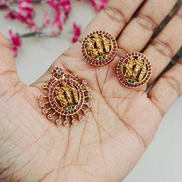 Ram Parivaar Pendant Set