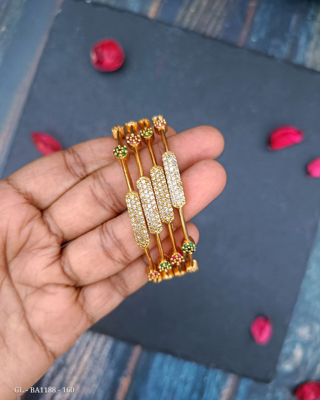 166 Likes, 2 Comments - SP Jewellery Collections (@spjcollections) on  Instagram: “… | Jewelry design earrings, Gold pendant jewelry, Gold  jewellery design necklaces