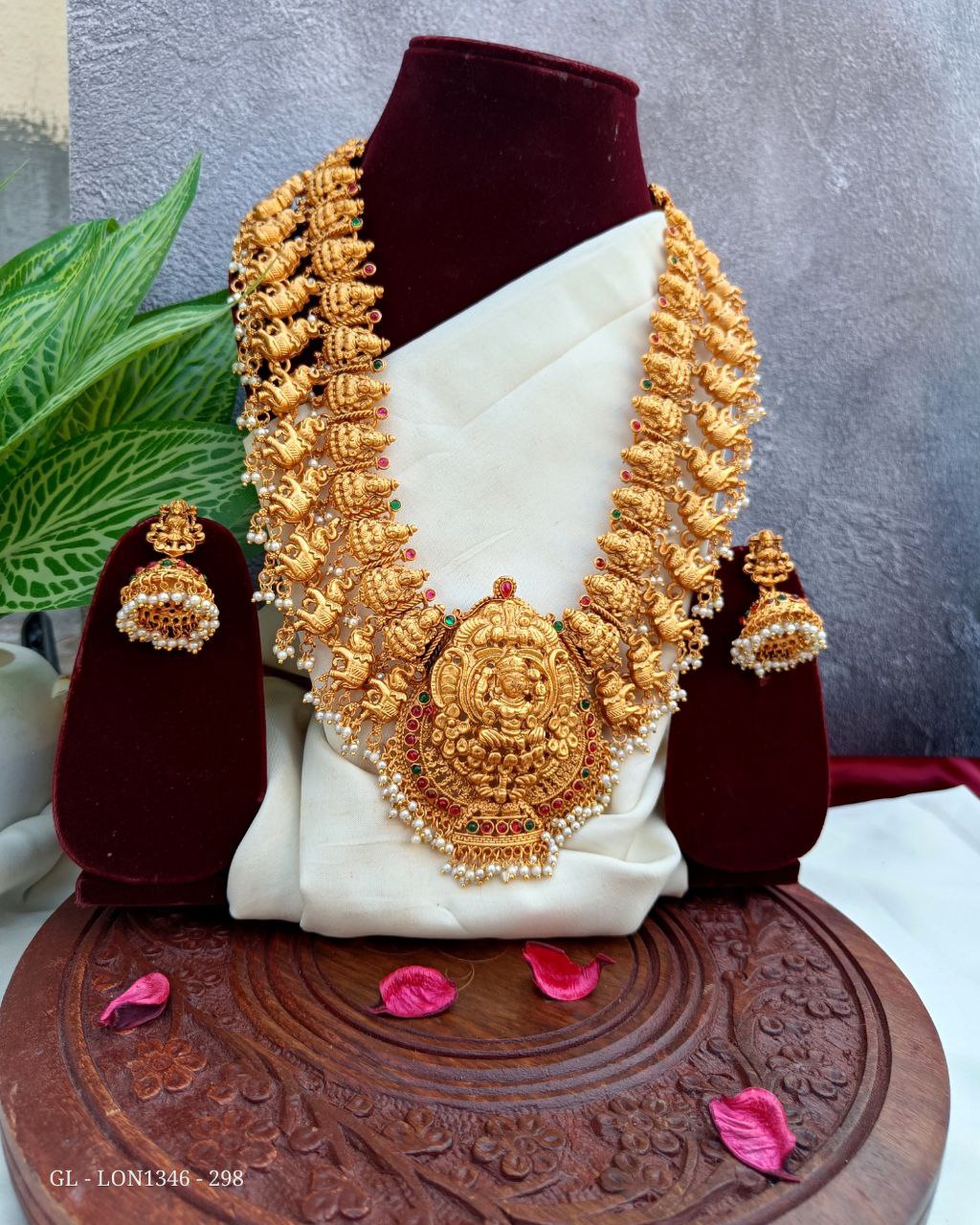 Antique Gold Finish - Nakshi Temple Style - Elephants alligned -Polki beads Hanging Long haram includes Temple Style Jhumkis