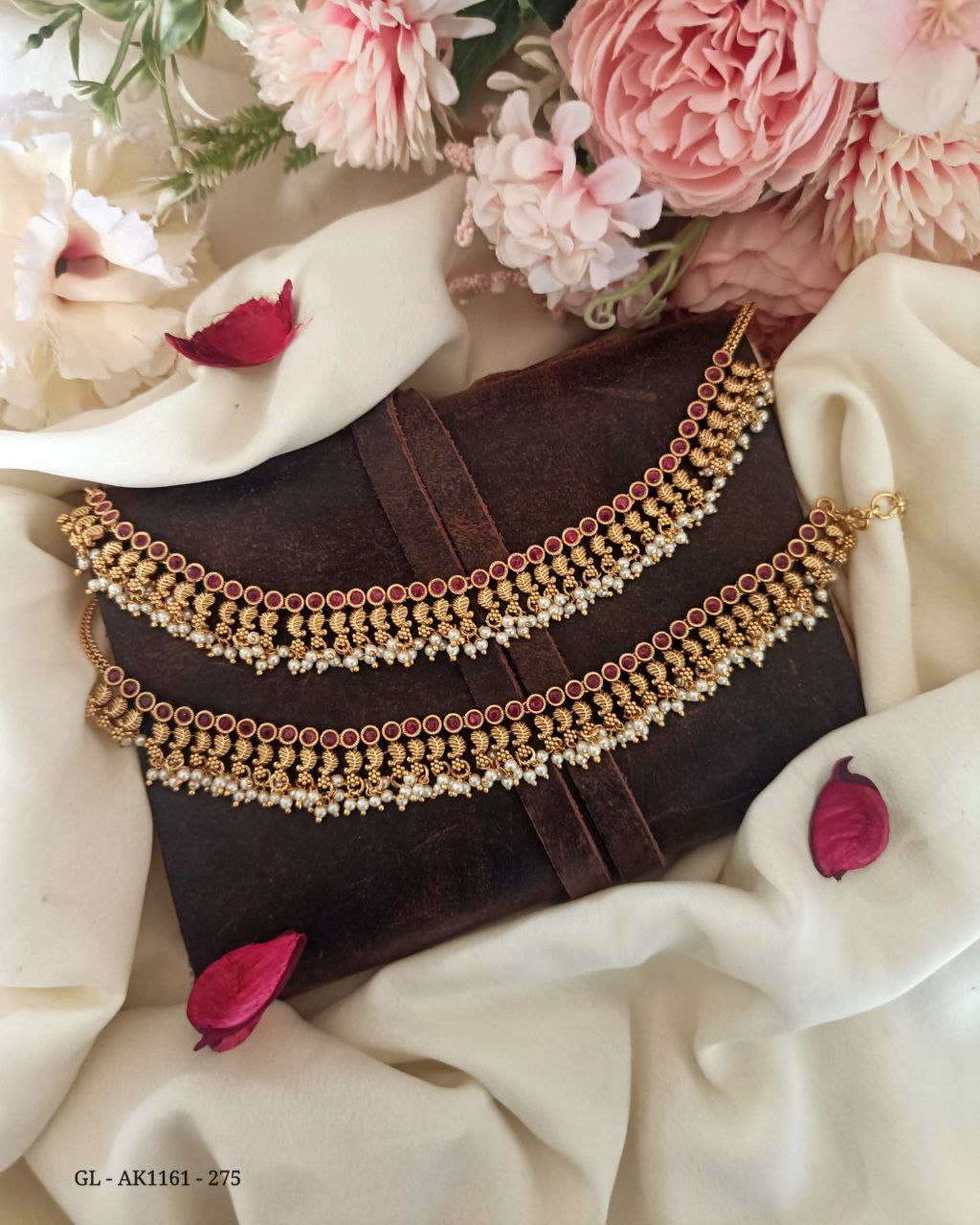 Antique Finish Ruby alligned Polki beads embellished anklet
