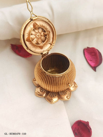 Gold Plated Traditonal seated lakshmi - Pressing lock Kumkum Box GL-KUM1470-110