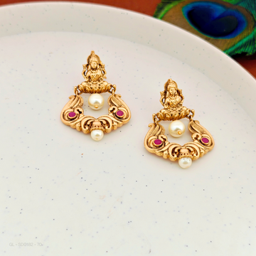 Gold-plated-Lakshmi-Ruby-Stones-pearl-Studs