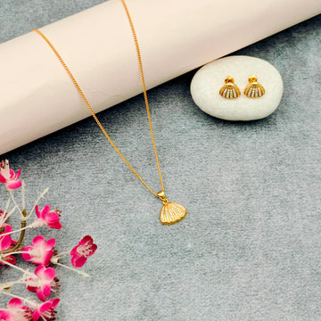 Golden Seashell Daily wear Necklace  Set