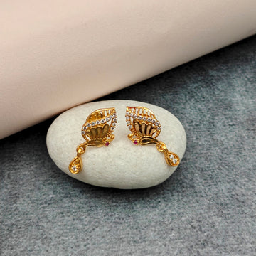 Butterfly Gold-Tone Tie-Style Pendant  Daily wear Necklace Set