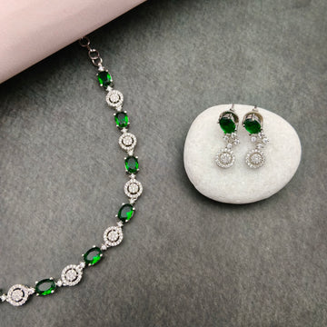 Elite Diamond & Emerald Stone