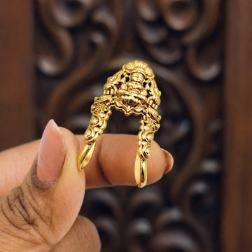Nakshi Temple Vanki Ring / Neli Mothiram