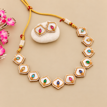 Mother of Pearl short Necklace set