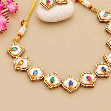 Mother of Pearl short Necklace set