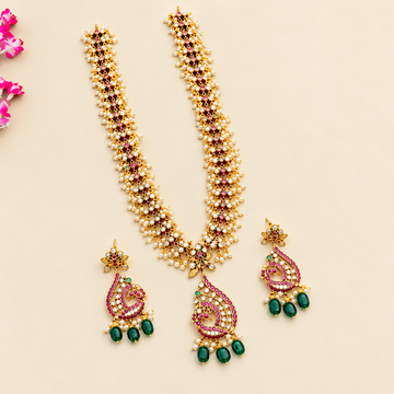 Kemp Clustered Pearl Long Peacock Necklace set