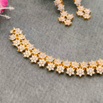 AD Star Pattern Necklace