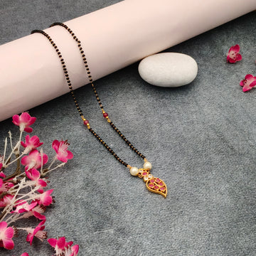 Mangalsutra - Black Bead Leaf Design