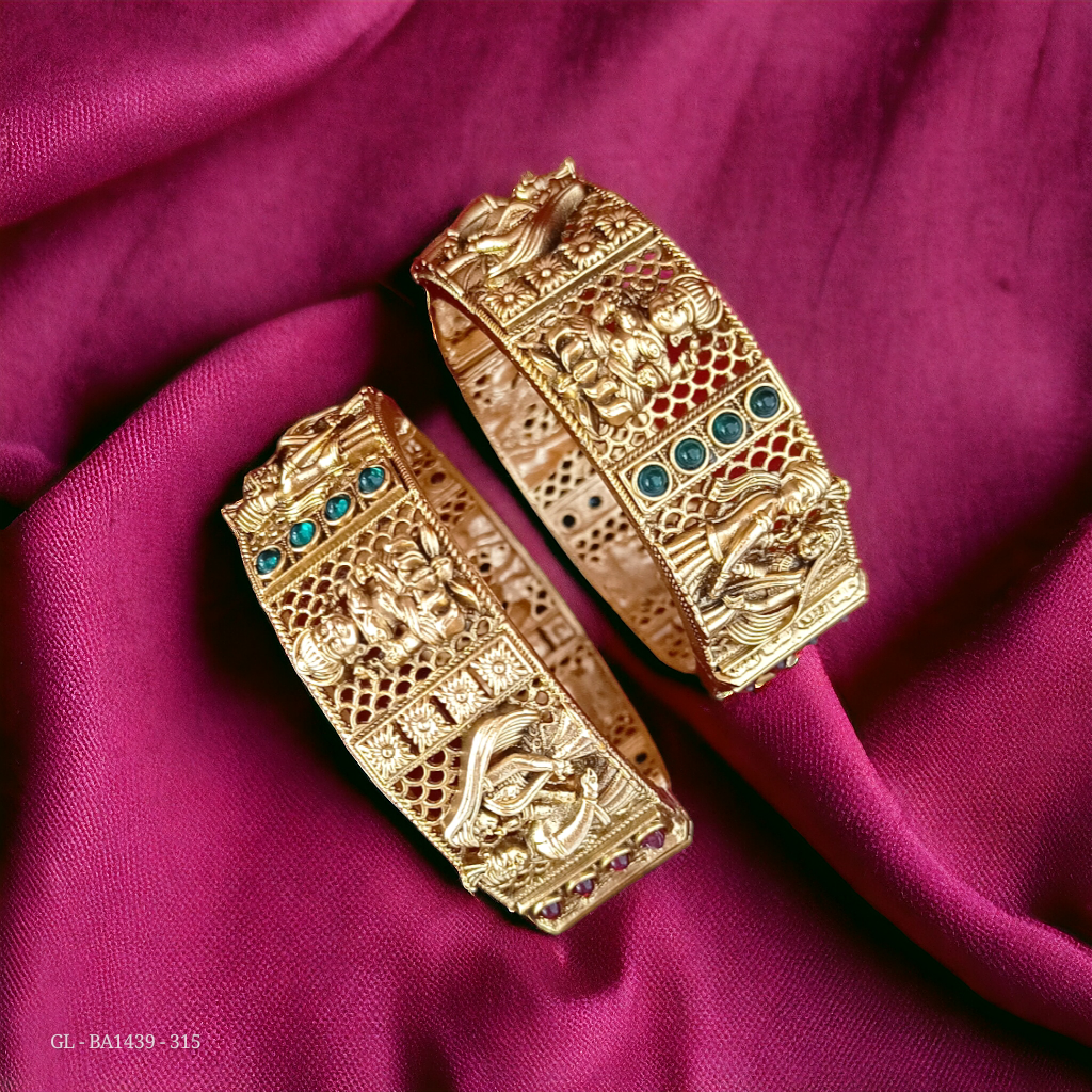 Lakshmi Designer screw Bangles GL-BA1439-315