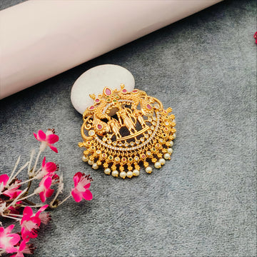 Gold finish Ram Parivar Locket