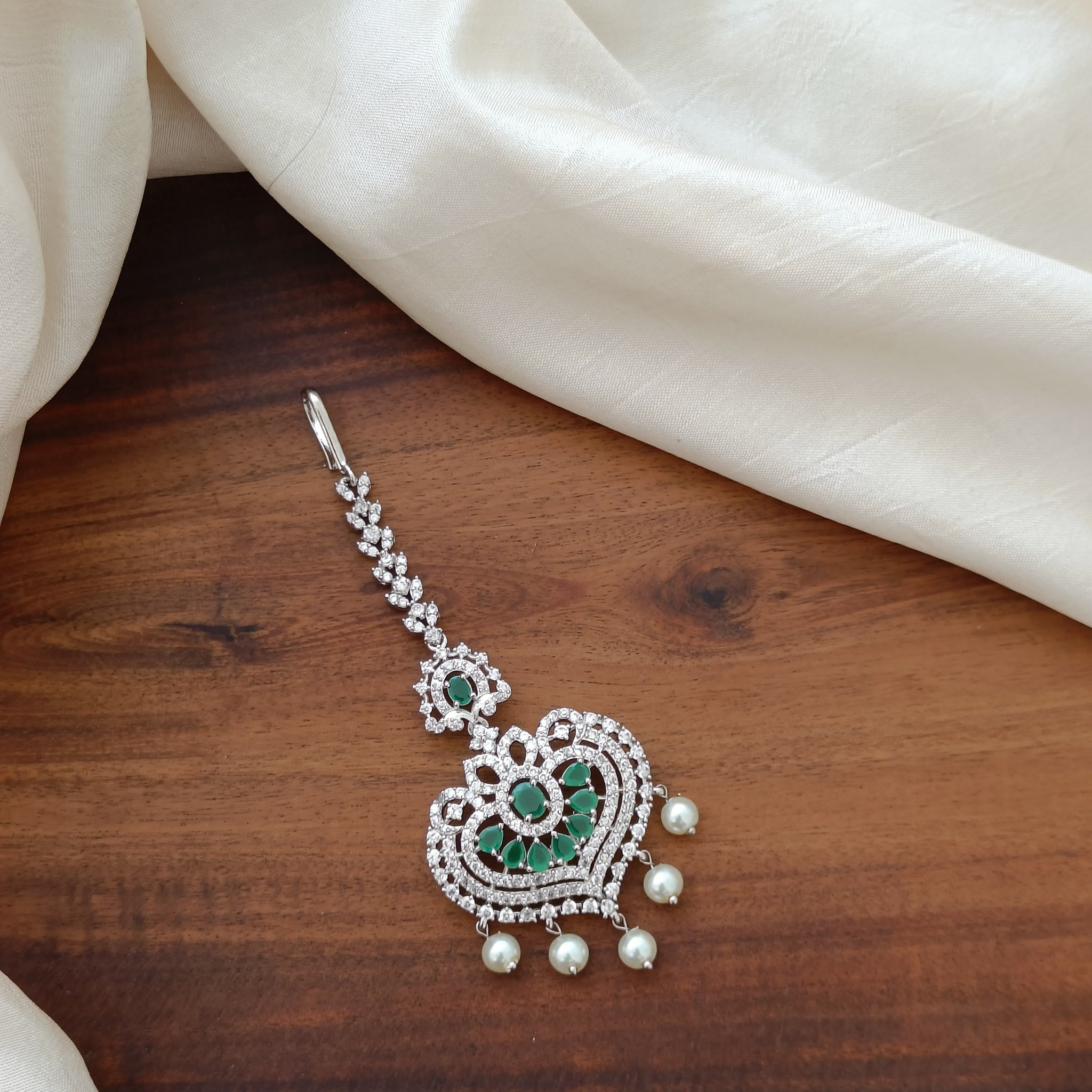 Silver Finish AD Stone Tikka - Green GL-TK0569-66
